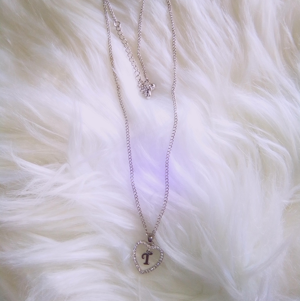 🌹 New Arrival 🌹 Ladies/Girls Initial Necklace